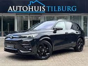 Volkswagen Tiguan - 1.5 eTSI R-Line Pano Leder H/K 360' HUD Trekhaak