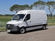 Mercedes-Benz Sprinter - 314 2.2 CDI L2H2 Mbux10 Automaat Trekhaak Camera 3-Zits-Leer