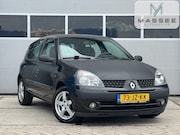 Renault Clio - 1.2-16V Expression NWE APK | LEUKE AUTO