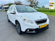 Peugeot 2008 - 1.2 PureTech Active, Pano, Trekhaak, Navi, Cruise, Geen impo