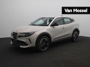Alfa Romeo Junior - Elettrica 54 kWh | Apple Carplay/Android Auto | Climate cont