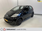 Peugeot 107 - 1.0-12V XS 5 deurs black on black