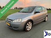 Opel Corsa - 1.2 Silverline NL Auto, Airco, Cruise control, Lichtmetaal 1