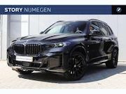 BMW X5 - xDrive50e M Sport Automaat / Panoramadak / Trekhaa