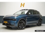 Lynk & Co 01 - 1.5 | Zwart optiek | Panoramadak | Camera | Navigatie | Memo