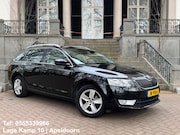 Skoda Octavia - Combi 1.6 TDI Navi Leder Climate Cruise Ctr Stoelverwarming 