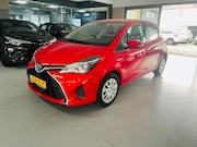 Toyota Yaris - 1.5 Hybrid Now stoelverwarming