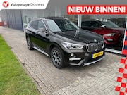 BMW X1 - sDrive20i Centennial High Executive PANO|TREKHAAK|LEDER
