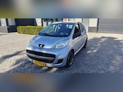Peugeot 107 - 1.0-12V sport Bj 2009