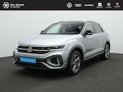 Volkswagen T-Roc - 1.5 TSI 150 pk DSG R-Line | Trekhaak | Achteruitrijcamera |