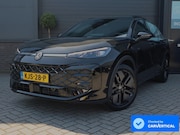 Volkswagen T-Roc - 1.5 eTsi R-Line First Edition | Pano | ACC | Stoelverwarming