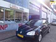 Volkswagen Golf - 1.6 FSI Comfortline