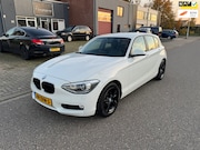 BMW 1-serie - 116i 5DRS AUT8 2013 Wit | LEER | STOELVW | NW APK