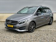 Mercedes-Benz B-klasse - 122pk Ambitoin automaat AMG line |1ste eig, Pano, Leer |
