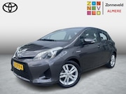 Toyota Yaris - 1.5 Full Hybrid Aspiration Navigatie/Park distance