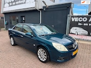 Opel Vectra - 2.2-16V Executive airco leder apk juni 2027