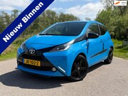 Toyota Aygo - 1.0 VVT-i x-cite Automaat / Camera / Navi / Airco / 16" Velg