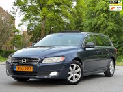 Volvo V70 - 1.6 D2 Kinetic|AUT|SCHUIFDAK|NAVI|PSENSOR|2XSLEUTELS|BOEKJES