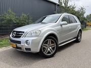 Mercedes-Benz M-klasse - AMG 63 / AUTOMAAT / SCHUIFDAK / NAVI