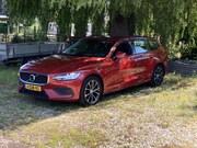 Volvo V60 - 2.0 B3 Business Pro Mild Hybrid