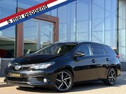 Toyota Auris - 1.2 T | Cruise | Stoelverwarming | Lane Assist | Bluetooth |