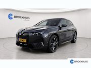 BMW iX - xDRIVE45 101KWH / LEDER / FULL-LED / SKY LOUNGE / SOFT-CLOSE