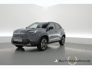 Toyota Yaris Cross - 1.5 Hybrid 130 First Edition | Rijklaar! | Facelift! | Storm