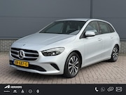 Mercedes-Benz B-klasse - 180 Business Solution Automaat / Dealer Onderhouden / 1e Eig