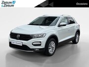 Volkswagen T-Roc - 110PK TSI Style | Trekhaak 1300KG Trekgewicht | Navigatie |