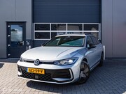 Volkswagen Passat - Variant 1.5 eTSI R-Line Massage|PANO|Trekh