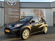 Toyota Aygo X - PLAY APPLE/ANDROID CAMERA AD-CRUISE 7"DISPLAY DAB NL-AUTO