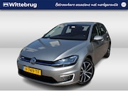Volkswagen e-Golf - E-DITION / Navigatie / LM 17 inch / LED / Parkeersensoren / 