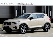 Volvo XC40 - B4 Plus Dark | Panoramadak | Trekhaak | Verwarmbare voorstoe
