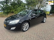 Opel Astra - 1.6 Turbo Cosmo|Automaat|Leder