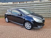Opel Corsa - 1.4-16V '111' Edition OPC Performance Pakket