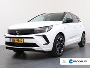 Opel Grandland - 1.2 Turbo Ultimate | Achteruitrijcamera | Alcantara bekledin