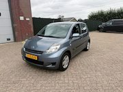 Daihatsu Sirion - 2 1.0-12V Premium