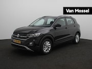 Volkswagen T-Cross - 1.0 TSI Life | Adaptive cruise control | Achteruitrijcamera