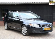 Volvo V70 - 1.6 T4 Limited Edition Elek-Dak/Xenon/Leer/Parkeersensor v,