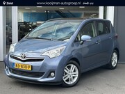 Toyota Verso S - 1.3 VVT-i Dynamic | Airco | Panoramadak | Trekhaak | Achteru