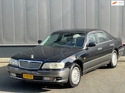 Nissan Cima - V8