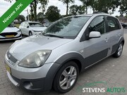 Ford Fiesta - 1.4-16V Crossroad / RIJDT GOED / RIJKLAAR