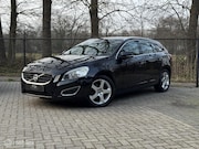 Volvo V60 - 1.6 T4 Momentum/NW APK/1E EIG/CRUISE/AIRC/PDC/VOL