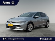 Volkswagen Golf - Private lease €560 per maand 1.5 204pk eHybrid Life Edition 