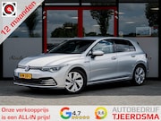 Volkswagen Golf - 1.5 TSI Style | Head Up | Stoelverwarming | ErgoActive | Cam