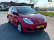 Renault Twingo - 1.2 Authentique, Airco, Elektr ramen, Radio CD speler, Geen