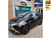 Toyota Aygo - 1.0 VVT-i x-play 16 inch, Camera, Bluetooth, NAP