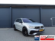 Volkswagen Tiguan - 1.5 TSI DSG R-Line Black Style RIJKLAAR/TREKHAAK/PANO/DCC/H&