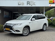 Mitsubishi Outlander - 2.4 PHEV Pure | Carplay/Android, Camera, Stoelverw., Climate