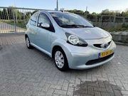 Toyota Aygo - 1.0-12V +